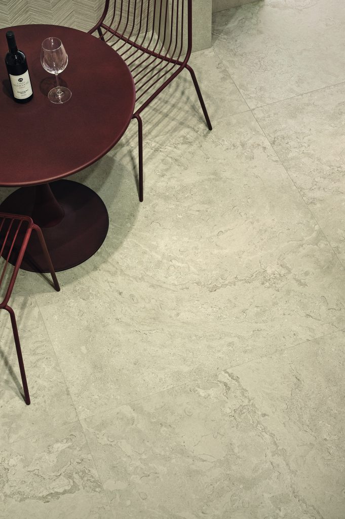 PIEMONTE VARIEÉ BEIGE