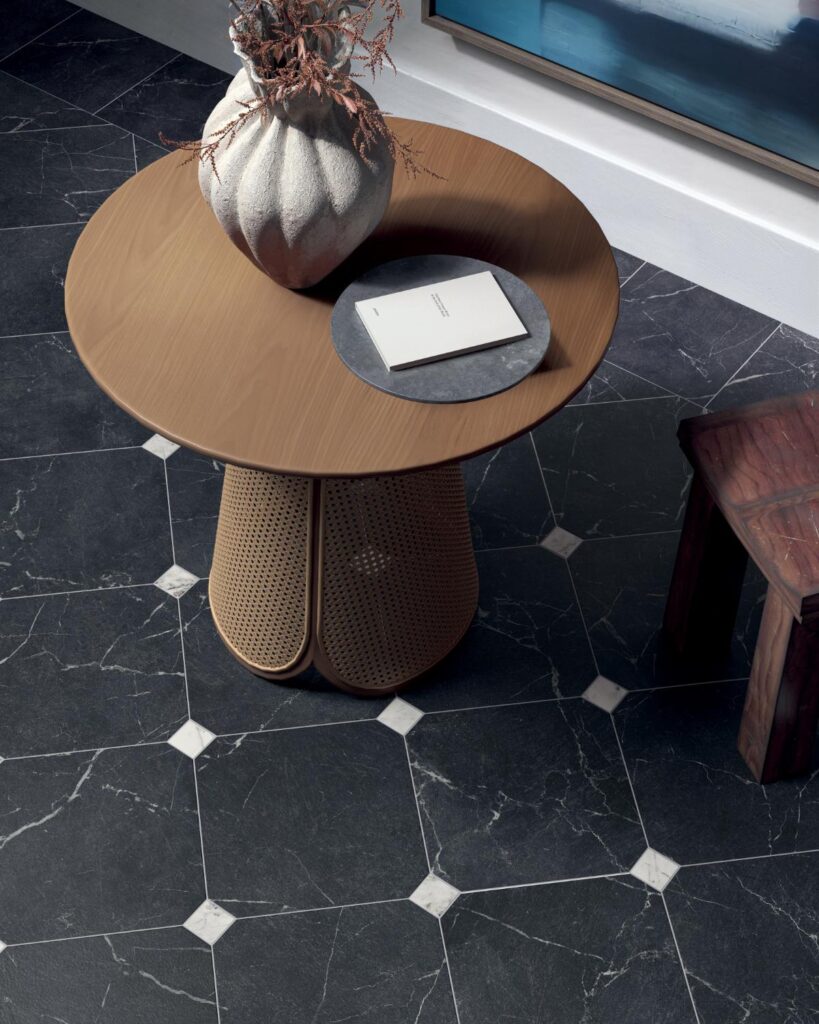 CLASSIC OTTAGONE NERO + MARBLE CARRARA