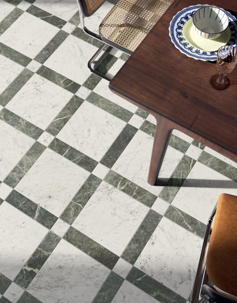 CLASSIC TRELLIS MARBLE CARRARA + ANTIQUE VERDE